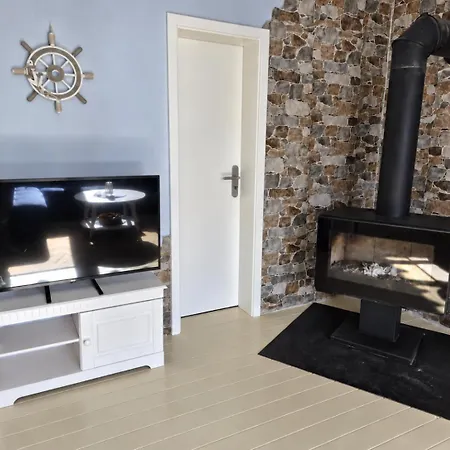 Am Greifswalder Bodden Apartment *